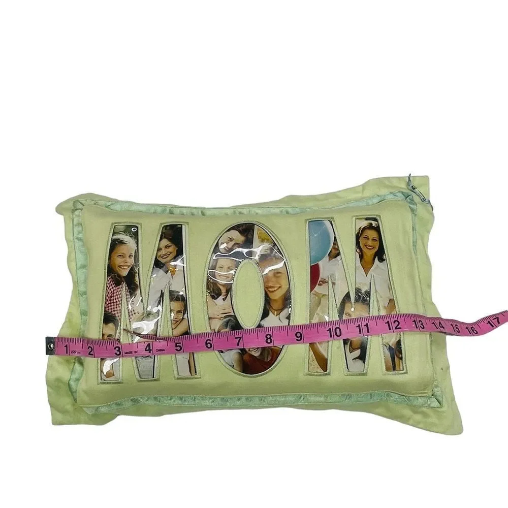 Set of 4 Light Green Demdaco Group Hugs MOM Photo Accent Pillows - NWT